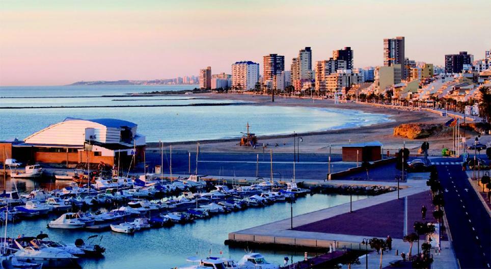 Precioso Piso Frente Al Mar Con Enorme Terraza Apartamento El Campello Exterior foto